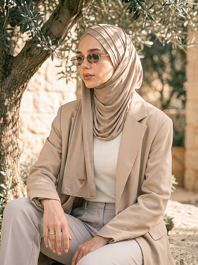3-Layer Criss-Cross Stretch Shawl - 1