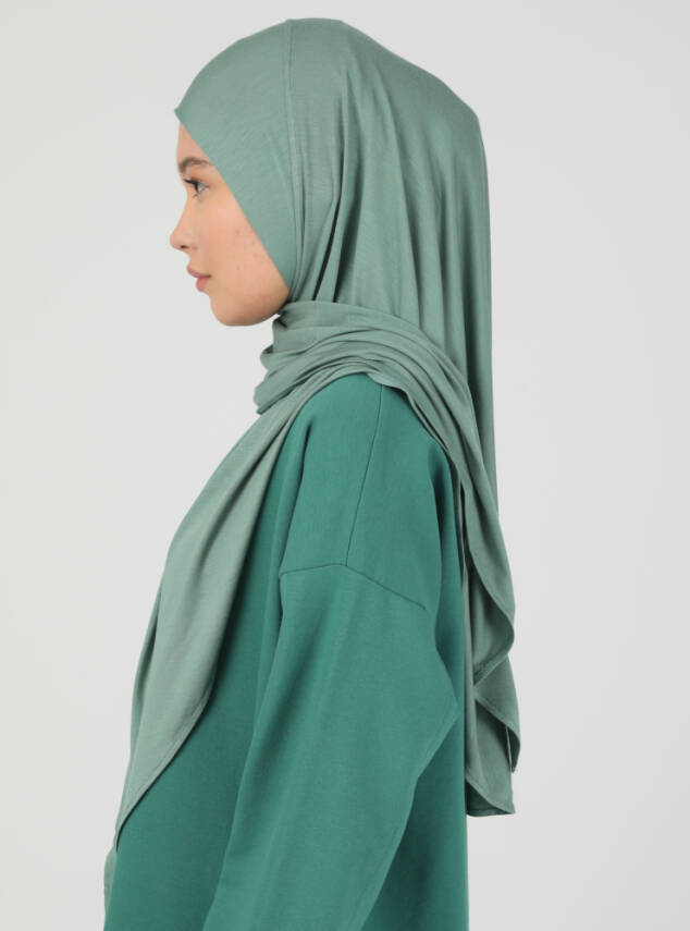Stretch Viscose Shawl with Zipper Detail - 85