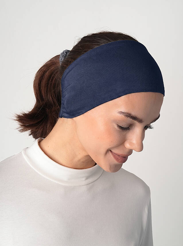 Silicone Grip Bandana with Guipure Lace Detail - 12