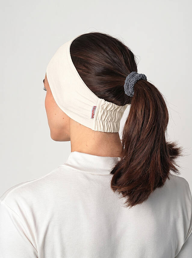 Silicone Grip Bandana with Guipure Lace Detail - 15