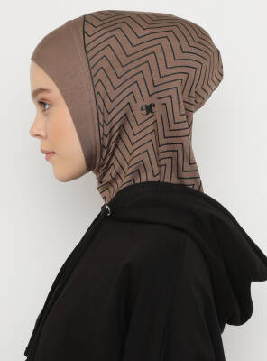 Zigzag Striped Sports Underscarf - 13