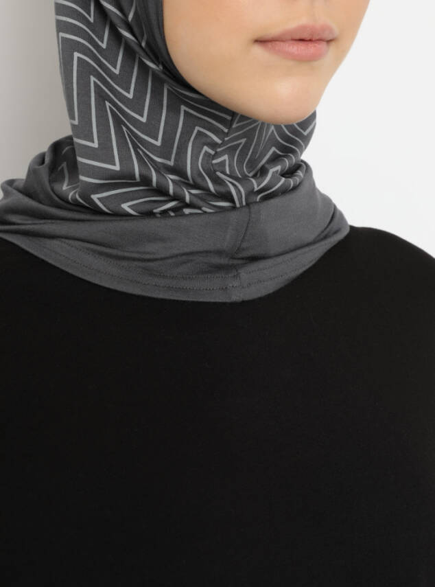 Zigzag Striped Sports Underscarf - 29