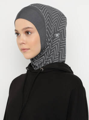 Zigzag Striped Sports Underscarf - 32