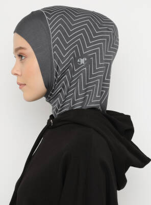 Zigzag Striped Sports Underscarf - 33