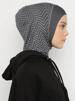 Zigzag Striped Sports Underscarf - 34