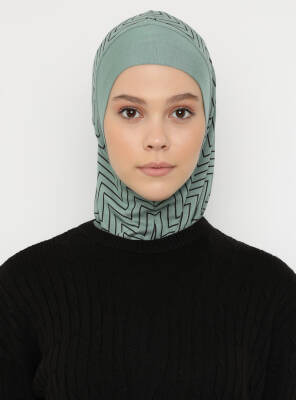 Zigzag Striped Sports Underscarf - 43