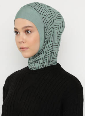 Zigzag Striped Sports Underscarf - 44