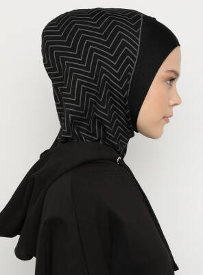 Zigzag Striped Sports Underscarf - 63