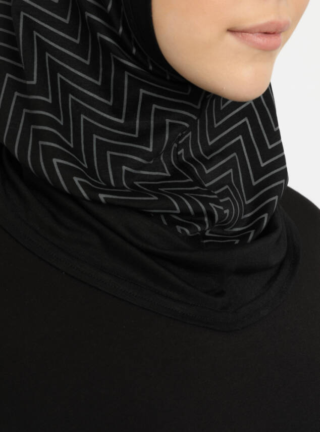 Zigzag Striped Sports Underscarf - 64